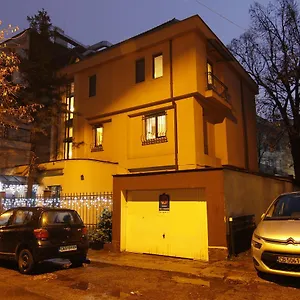 Guest Nexus Apartment